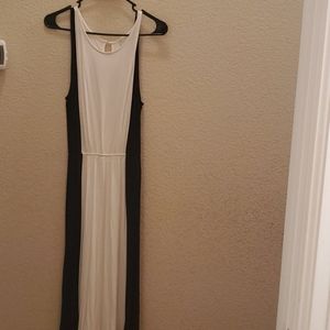 Black & White Colorblock Maxi Dress - L - Minimalist Coastal Chic
